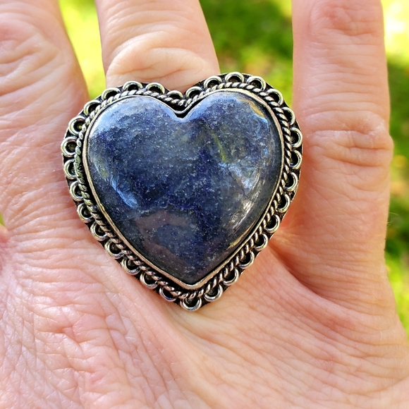 New Heart Shaped Sodalite 925 Silver Statement Ring. - Picture 8 of 16